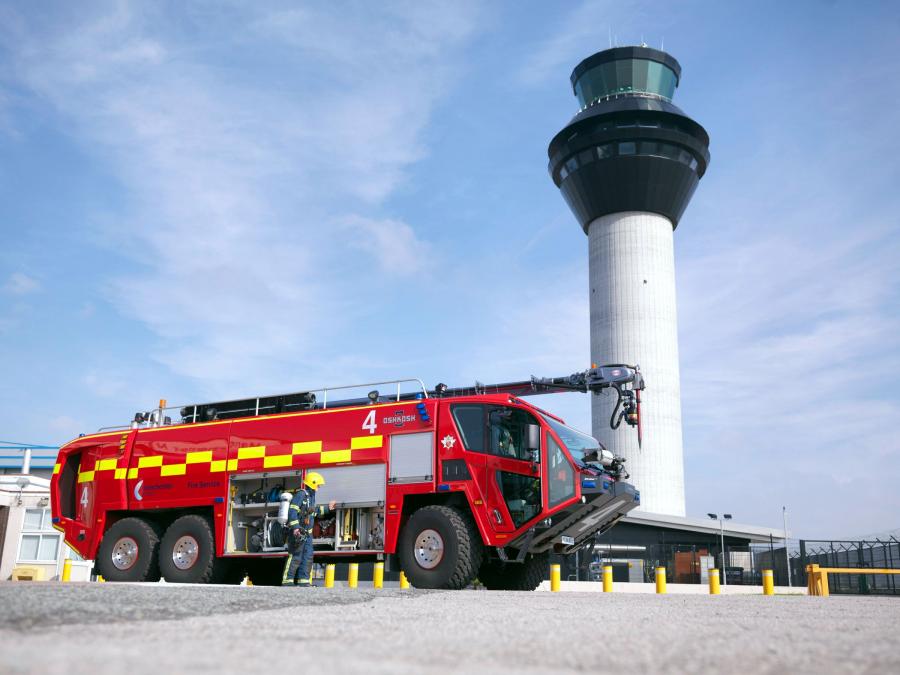  Oshkosh Striker 3000 2010 года  (фото 8 из 12)